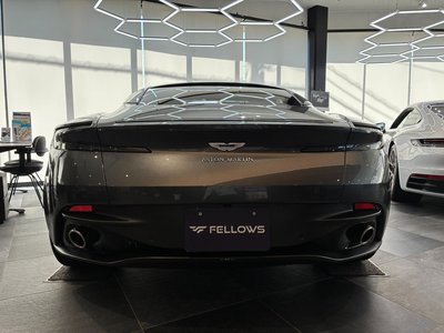 ASTON MARTIN DB11 - 3
