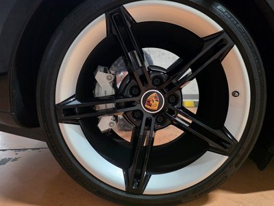 2022 Porsche TAYCAN — миниатюра 19