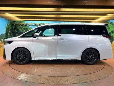 صورة مصغرة 59 لـ 2023 Toyota VELLFIRE