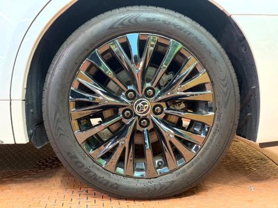 صورة مصغرة 29 لـ 2023 Toyota VELLFIRE