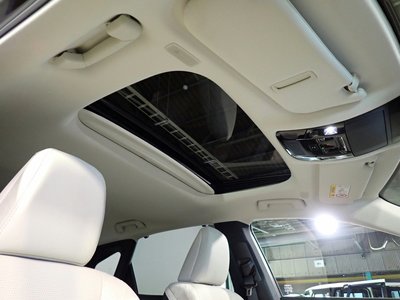 2023 Lexus RX — миниатюра 30