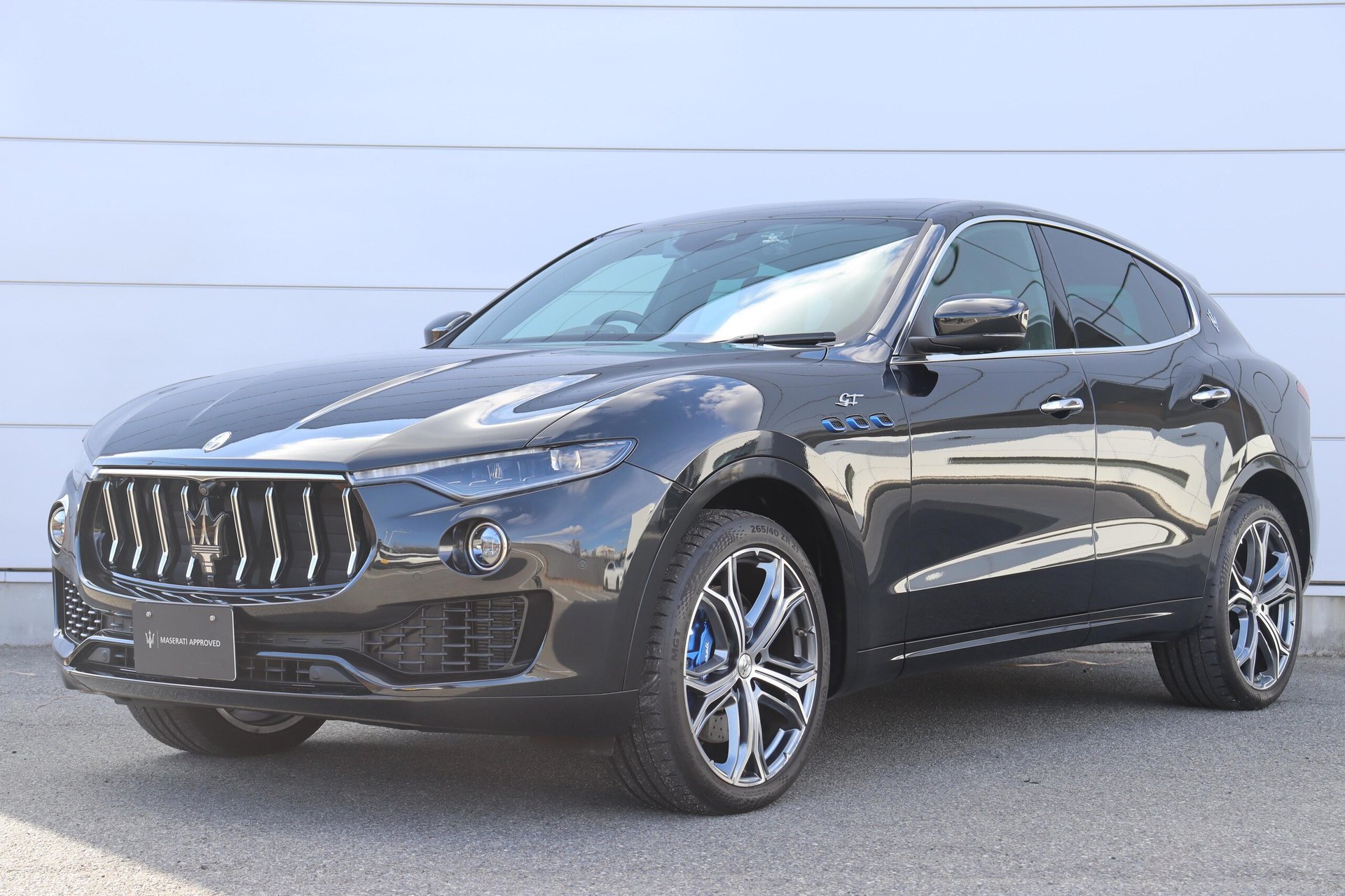 MASERATI LEVANTE - View 1