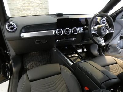 MERCEDES-BENZ GLB - 7