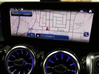 MERCEDES-BENZ GLB - 9