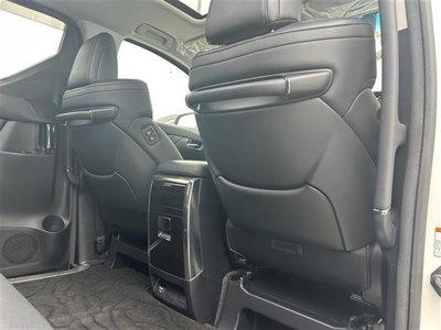 2020 Toyota ALPHARD — фото 7