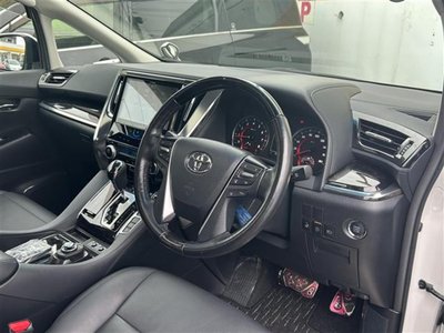 2020 Toyota ALPHARD — фото 3