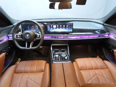 BMW 7 SERIES - 7