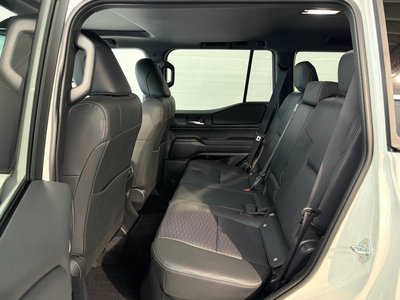 2025 Toyota LAND CRUISER 250 — миниатюра 49