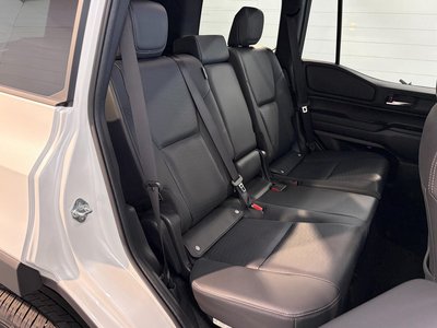 2025 Toyota LAND CRUISER 250 — миниатюра 38