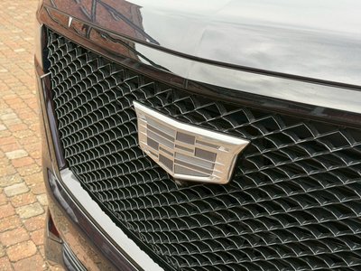 CADILLAC ESCALADE - 7