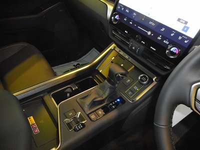 2026 Lexus GX — миниатюра 26