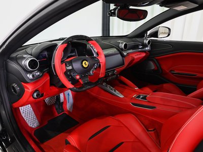 2017 Ferrari GTC4 LUSSO 照片 3