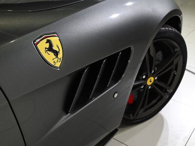 2017 Ferrari GTC4 LUSSO 缩略图 34
