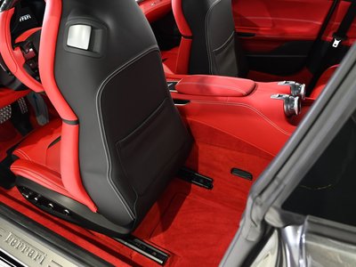 2017 Ferrari GTC4 LUSSO 缩略图 44