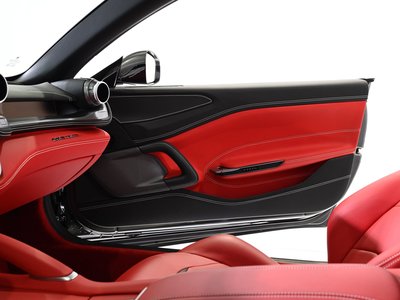 2017 Ferrari GTC4 LUSSO 缩略图 15