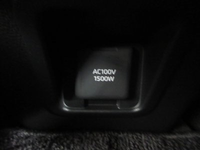 TOYOTA CROWN SPORT - 10