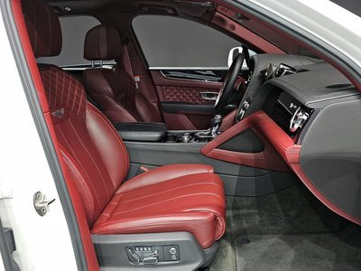 BENTLEY BENTAYGA - 10