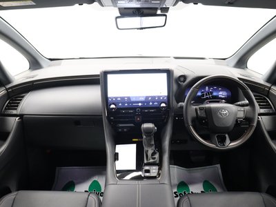 2026 Toyota ALPHARD — фото 4