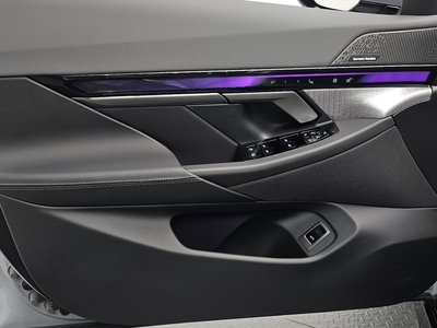 2025 BMW 5 SERIES — миниатюра 14