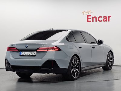 BMW 5 SERIES - 2