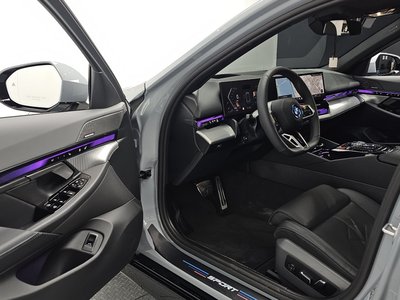 2025 BMW 5 SERIES — миниатюра 17