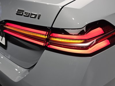BMW 5 SERIES - 10