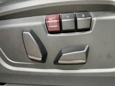 صورة مصغرة 35 لـ 2025 BMW X1