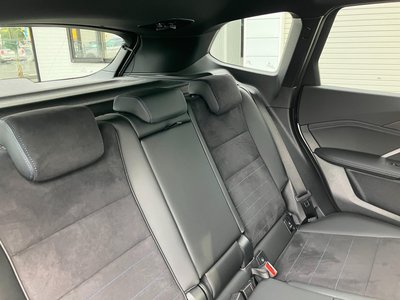 صورة مصغرة 37 لـ 2025 BMW X1
