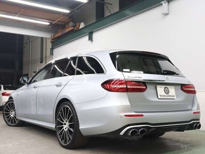 MERCEDES-BENZ E-CLASS - 3