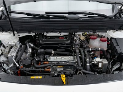 2025 Mercedes-BENZ EQB photo 7