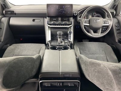 TOYOTA LAND CRUISER 300 - 2