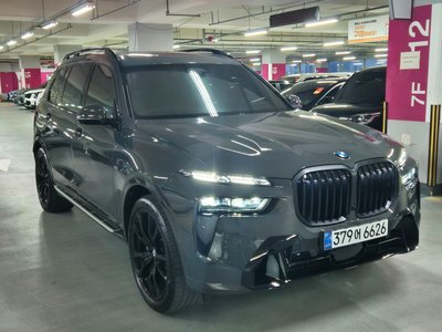 BMW X7 - 6