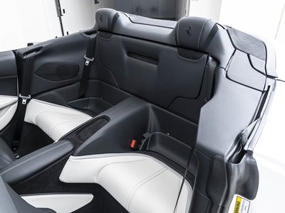 FERRARI ROMA SPIDER - 8