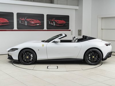 FERRARI ROMA SPIDER - 9