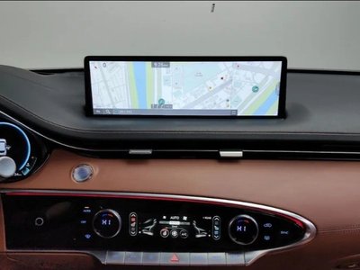 2021 Genesis GV70 — миниатюра 15