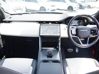 2025 LAND Rover DISCOVERY SPORT photo 4