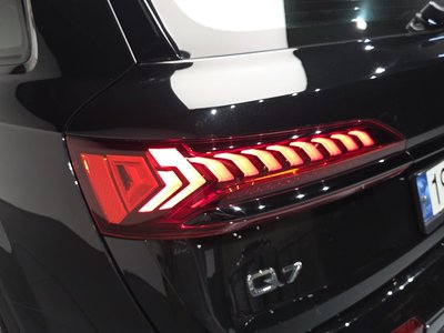 2022 AUDI Q7 — фото 10