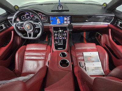 PORSCHE PANAMERA - 5