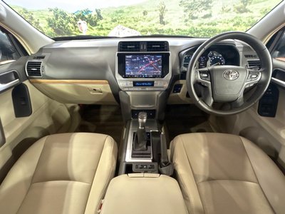 TOYOTA LAND CRUISER PRADO - 2