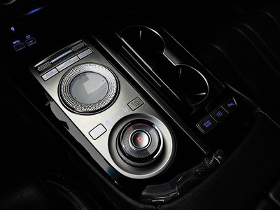 GENESIS G80 (RG3) - 9