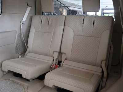 صورة مصغرة 48 لـ 2024 Toyota LAND CRUISER 300
