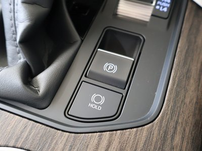 صورة مصغرة 26 لـ 2024 Toyota LAND CRUISER 300