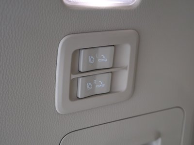 صورة مصغرة 63 لـ 2024 Toyota LAND CRUISER 300