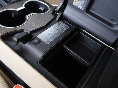 2024 Toyota LAND CRUISER 300 照片 6