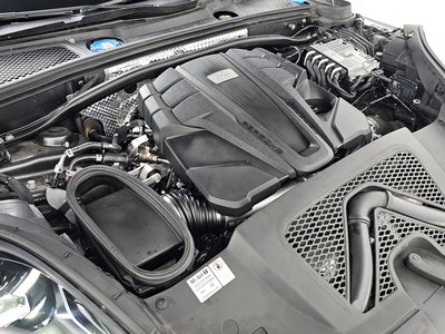 صورة 7 لـ 2021 Porsche MACAN