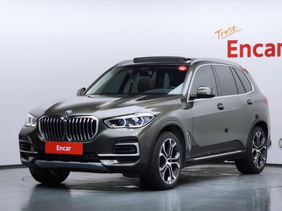 2023 BMW X5 photo 1