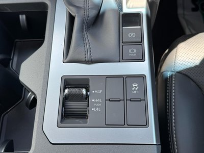 2025 Toyota LAND CRUISER 250 — миниатюра 51