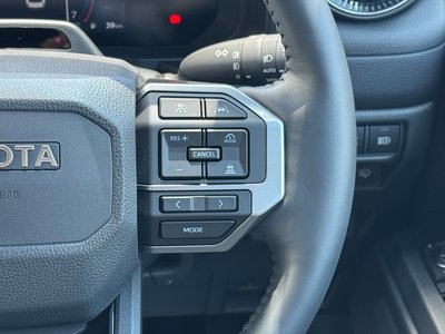 2025 Toyota LAND CRUISER 250 — миниатюра 39