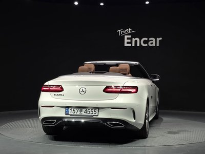 2018 Mercedes-BENZ E-CLASS 照片 3