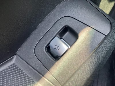 صورة مصغرة 22 لـ 2023 Mercedes-BENZ EQE AMG